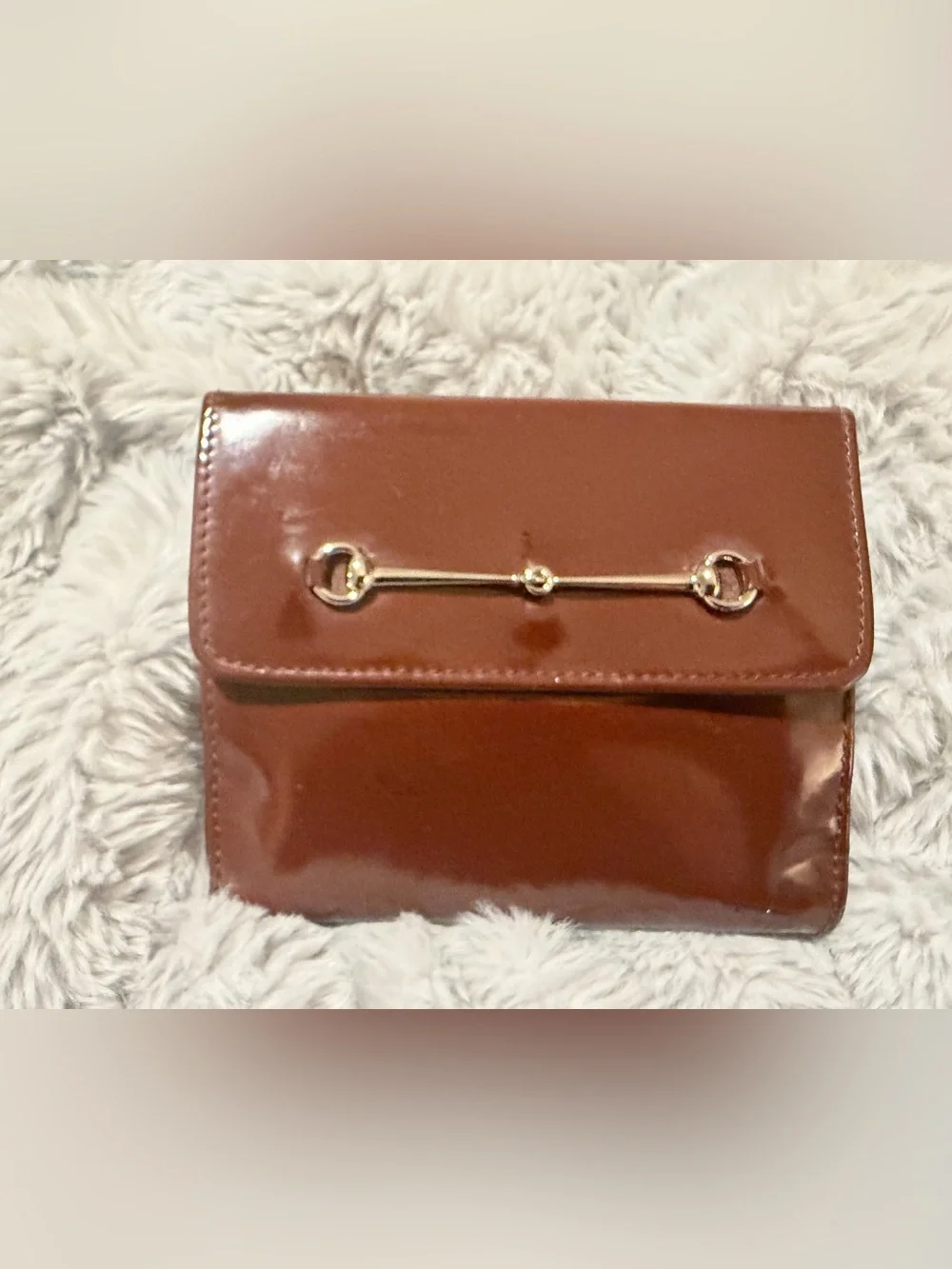 Gucci Patent Leather Compact Wallet in Brown with Gold Horsebit Detail